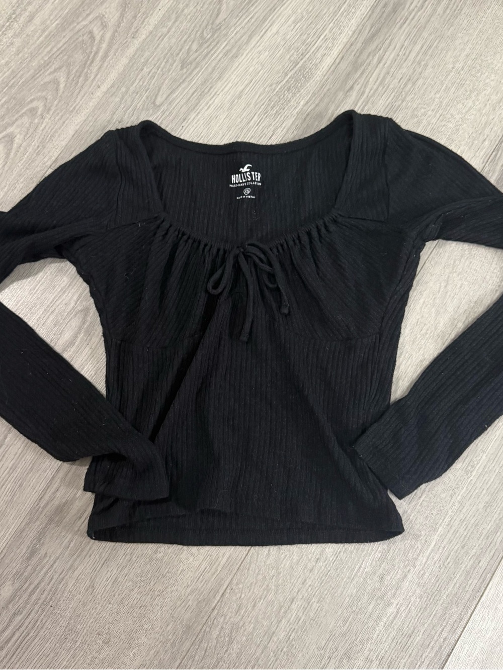 Hollister Black Ribbed Long Sleeve Scoop Tie Top